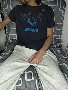 Snapshot of findomhot chatting on 11.21.25 findomhot online show from 11.21.25