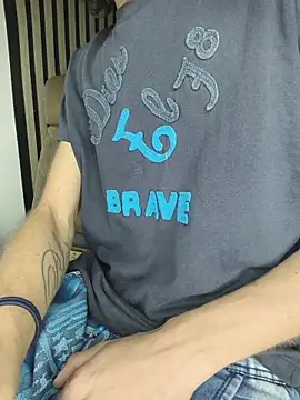 Snapshot of findomhot chatting on 11.22.25 findomhot online show from 11.22.25