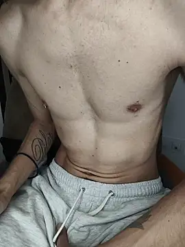 Snapshot of findomhot chatting on 11.24.25 findomhot online show from 11.24.25