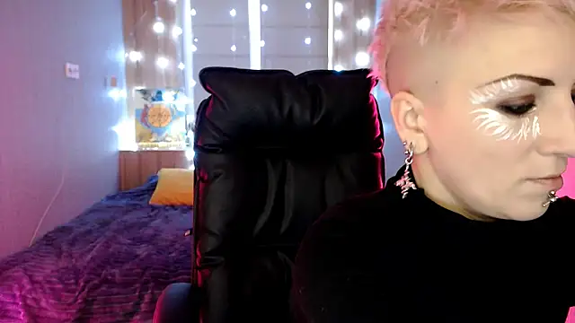 Sweet-n-Strong online show from 12.16.25