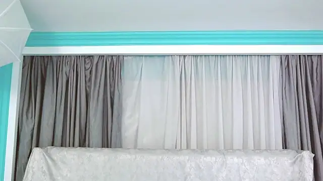 Snapshot of MargoLyons chatting on 11.17.25 MargoLyons online show from 11.17.25