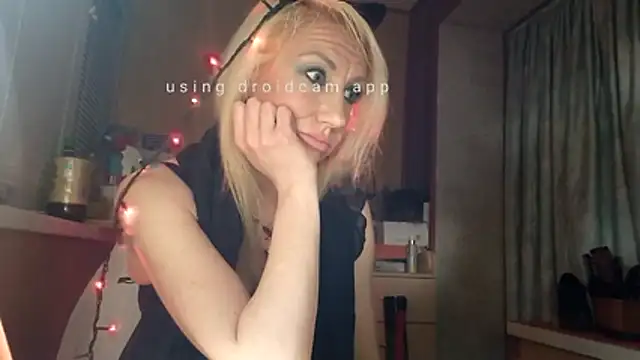 LilaniLoverx online show from 04.14.26