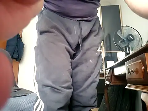 Snapshot of domymatteo69 chatting on 11.09.25 domymatteo69 online show from 11.09.25