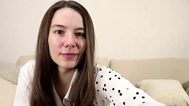 Petalwren online show from 12.20.25