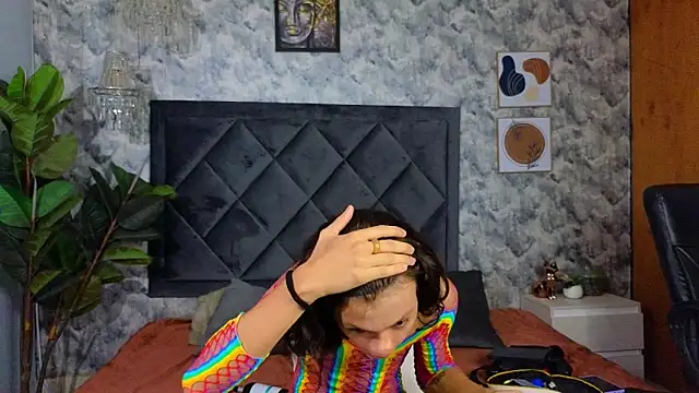 Snapshot of Indi_rave chatting on 11.11.25 Indi rave online show from 11.11.25