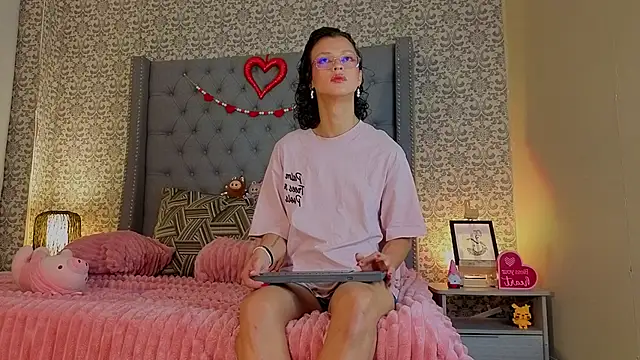 Indi rave online show from 02.11.26