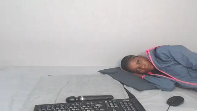 EbonyTinyX online show from 12.14.25