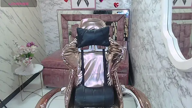 Afrodita Wild v online show from 03.24.26