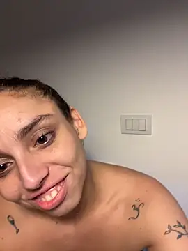 gigi333regi online show from 02.22.26