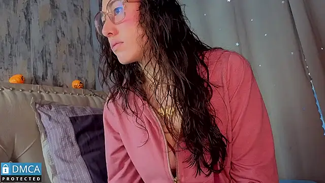 Snapshot of eva_delight_ chatting on 11.10.25 eva delight online show from 11.10.25