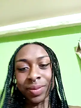 Snapshot of blue_velvett chatting on 10.24.25 blue velvett online show from 10.24.25