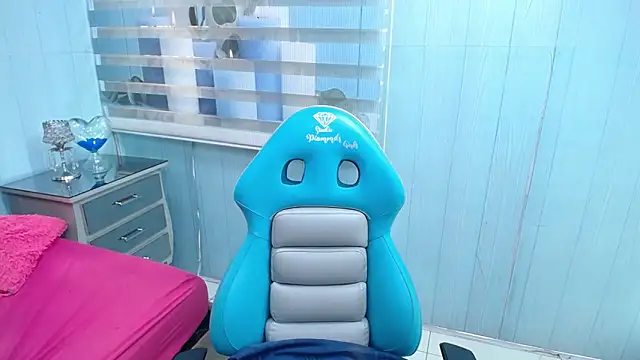 Snapshot of valery_soka69 chatting on 12.01.25 valery soka69 online show from 12.01.25