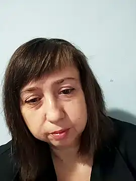 Snapshot of MaryKiki5619 chatting on 11.07.25 MaryKiki5619 online show from 11.07.25