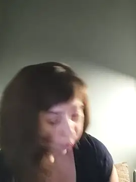 Snapshot of MaryKiki5619 chatting on 11.24.25 MaryKiki5619 online show from 11.24.25