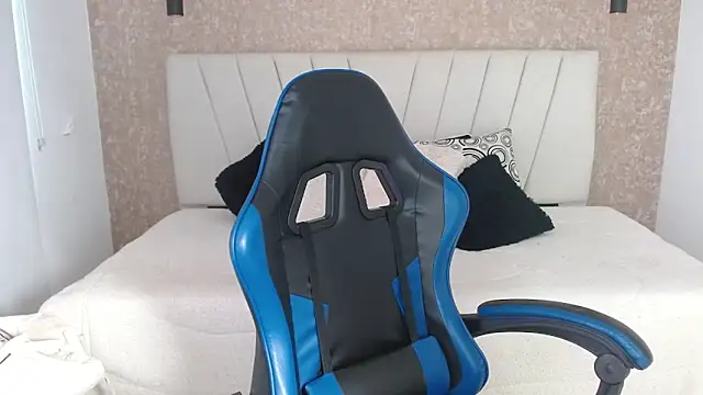 AliceSmity  online show from 04.01.26