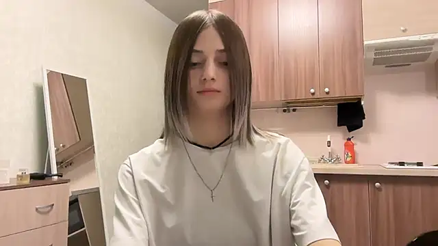 Snapshot of AidaGloshen chatting on 11.01.25 AidaGloshen online show from 11.01.25