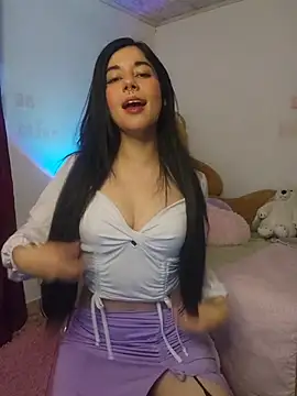 Snapshot of wetbyAlice chatting on 07.17.26 wetbyAlice online show from 07.17.26