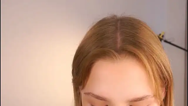 Helenspenss  online show from 11.02.25