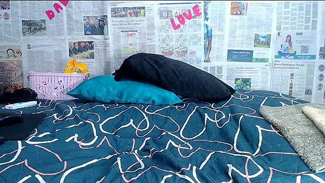 Snapshot of hexaravagina22 chatting on 11.09.25 hexaravagina22 online show from 11.09.25