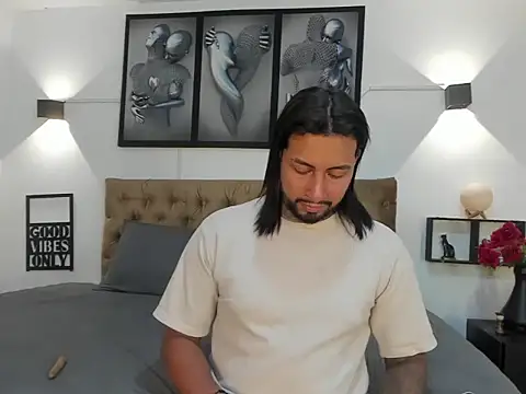 Snapshot of christopher_palmerjs chatting on 06.19.26 christopher palmerjs online show from 06.19.26