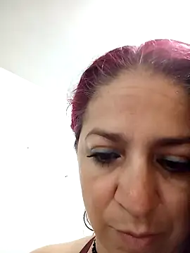 Snapshot of LAPOTRA_04 chatting on 10.28.25 LAPOTRA 04 online show from 10.28.25