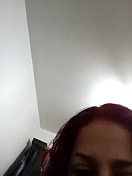 Snapshot of LAPOTRA_04 chatting on 11.01.25 LAPOTRA 04 online show from 11.01.25