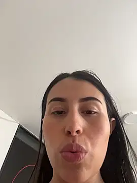 BIJOU SECRET online show from 11.23.25