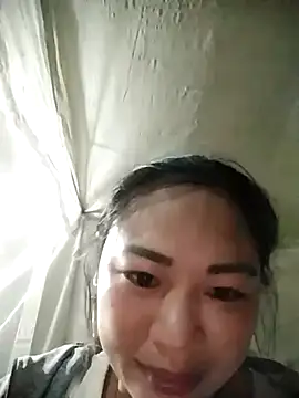 yeu-yeu online show from 10.27.25