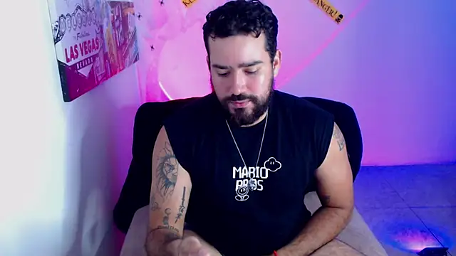 Snapshot of samu1997 chatting on 10.25.25 samu1997 online show from 10.25.25