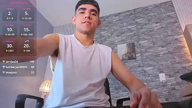 Snapshot of zack_joness18 chatting on 11.07.25 zack joness18 online show from 11.07.25