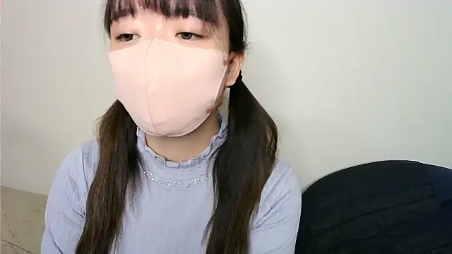 Snapshot of yua_chan00 chatting on 10.29.25 yua chan00 online show from 10.29.25