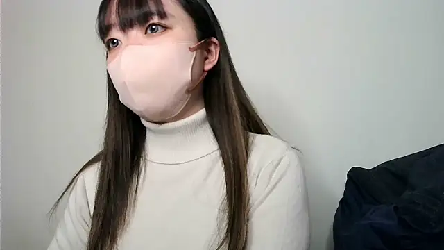 Snapshot of yua_chan00 chatting on 11.11.25 yua chan00 online show from 11.11.25