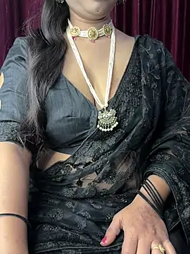 Snapshot of Ritika_janu chatting on 12.21.25 Ritika janu online show from 12.21.25