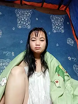 Snapshot of Noelle-e chatting on 12.21.25 Noelle-e online show from 12.21.25