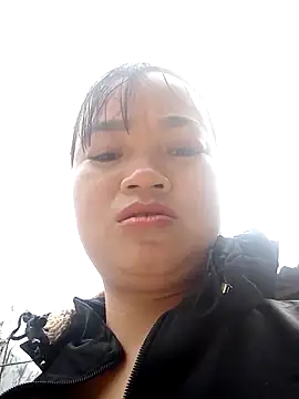 Snapshot of Noelle-e chatting on 02.06.26 Noelle-e online show from 02.06.26