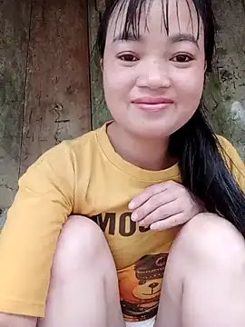 Snapshot of Noelle-e chatting on 03.28.26 Noelle-e online show from 03.28.26