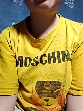 Snapshot of Noelle-e chatting on 04.10.26 Noelle-e online show from 04.10.26