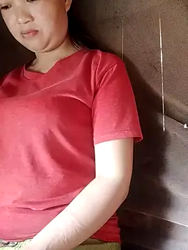 Snapshot of Noelle-e chatting on 04.14.26 Noelle-e online show from 04.14.26