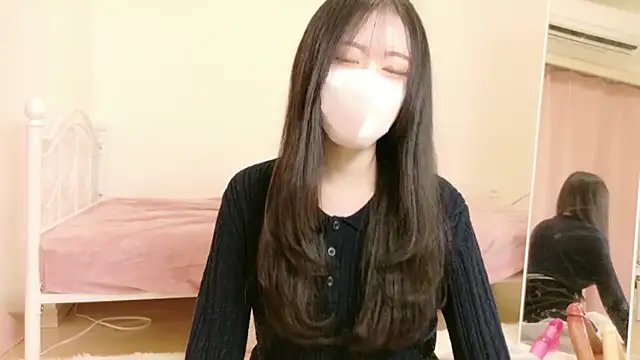 Snapshot of annachan_v chatting on 04.08.26 annachan v online show from 04.08.26