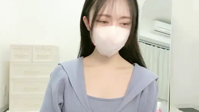 Snapshot of annachan_v chatting on 04.12.26 annachan v online show from 04.12.26