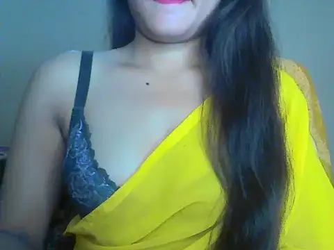 Snapshot of nudepari chatting on 11.20.25 nudepari online show from 11.20.25