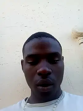 younggblackkCOCK19 online show from 10.25.25