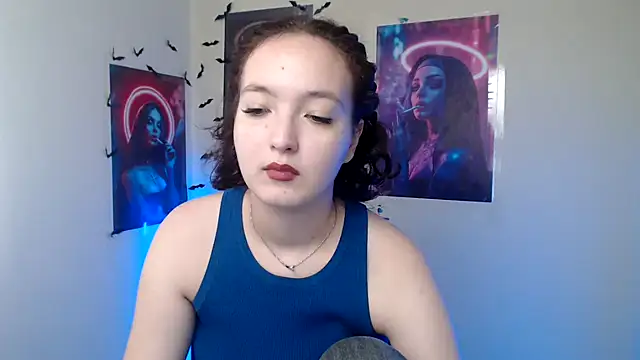 Snapshot of MissAriaa chatting on 11.12.25 MissAriaa online show from 11.12.25