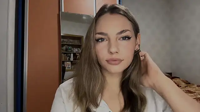 IlanaLafferty online show from 11.30.25