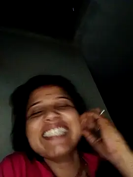 Snapshot of Sabhana_cuty chatting on 11.05.25 Sabhana cuty online show from 11.05.25