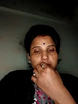 Snapshot of Sabhana_cuty chatting on 11.15.25 Sabhana cuty online show from 11.15.25