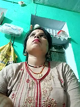 Snapshot of Sabhana_cuty chatting on 11.24.25 Sabhana cuty online show from 11.24.25