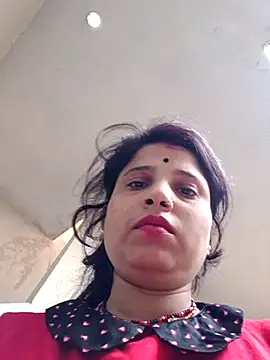 Snapshot of Sabhana_cuty chatting on 12.15.25 Sabhana cuty online show from 12.15.25