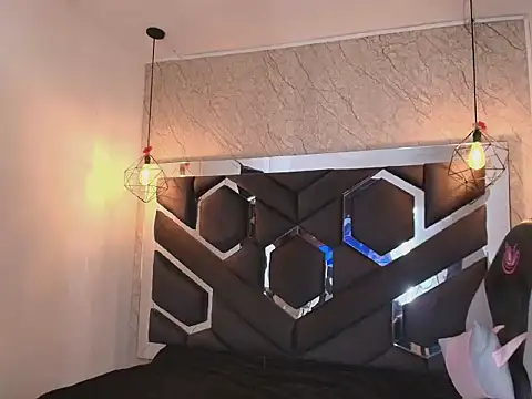 cataleya sambrano online show from 12.17.25