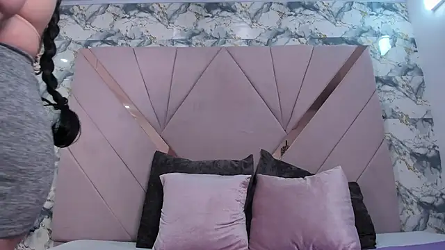 naomy sexy  online show from 12.20.25